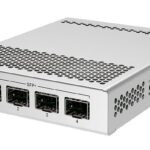Комутатор MikroTik CRS305-1G-4S+IN