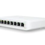 Комутатор Ubiquiti Lite 8 PoE с 8-Ethernet порта