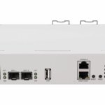 19-портов Gigabit комутатор MikroTik CRS418-8P-8G-2S+RM